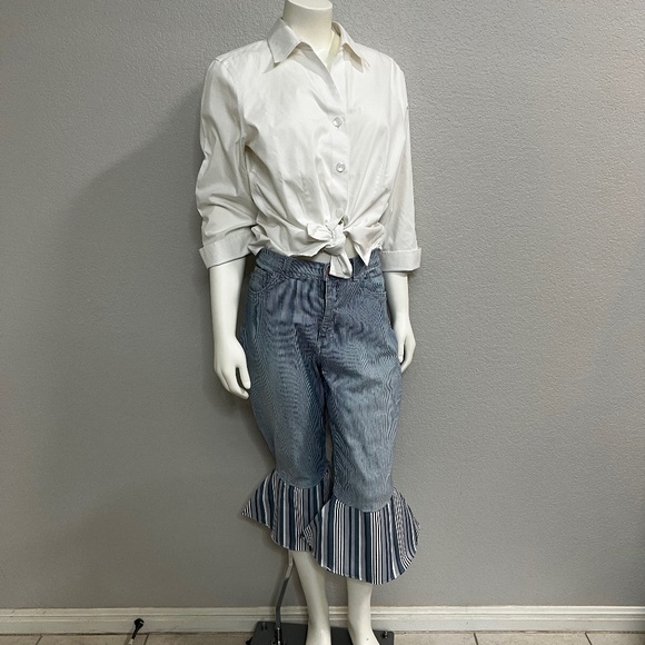Upcycled Crop Lee Easy Fit Jeans - Picture 1 of 7
